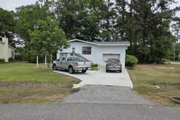 1370 SE Harbour Towne Dr. photo 4