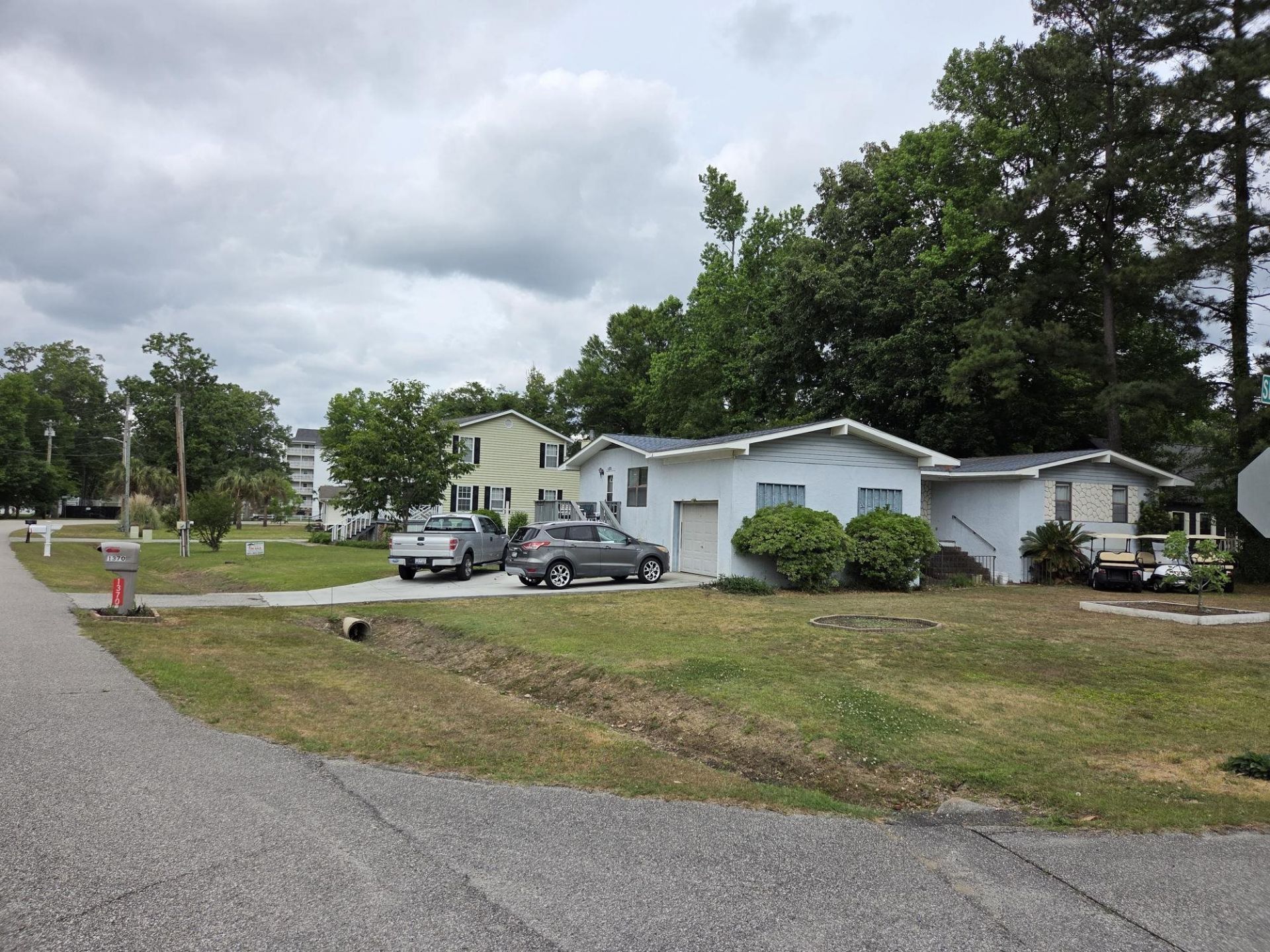 1370 SE Harbour Towne Dr. Photo 5