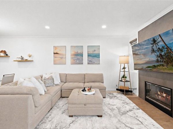 19442 Sunray Ln #103, Huntington Beach, CA 92648