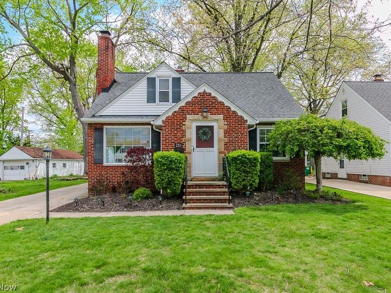 281 E 286th Street, Willowick, OH 44095 Photo 1