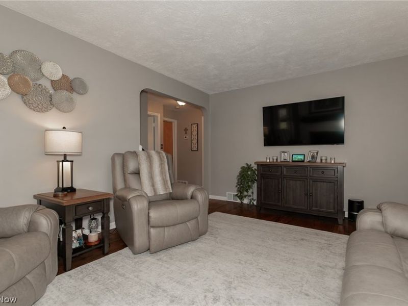 281 E 286th Street, Willowick, OH 44095 Photo 15