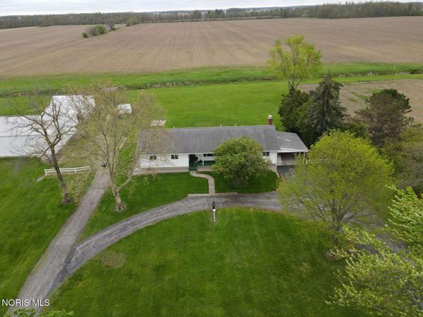 3327 State Route 120 , Metamora, OH 43540