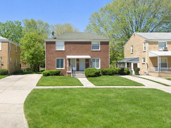 20215 Schoenherr Street, Detroit, MI 48205