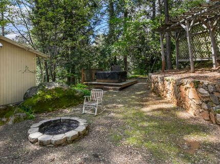 238 Cedar Dr, Hathaway Pines, CA 95233 Photo