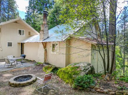 238 Cedar Dr, Hathaway Pines, CA 95233 Photo