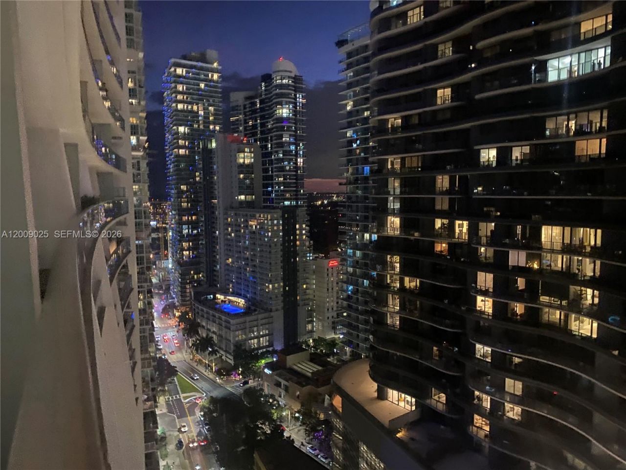 1010 Brickell Ave, Unit 2910, Miami, FL 33131 Photo