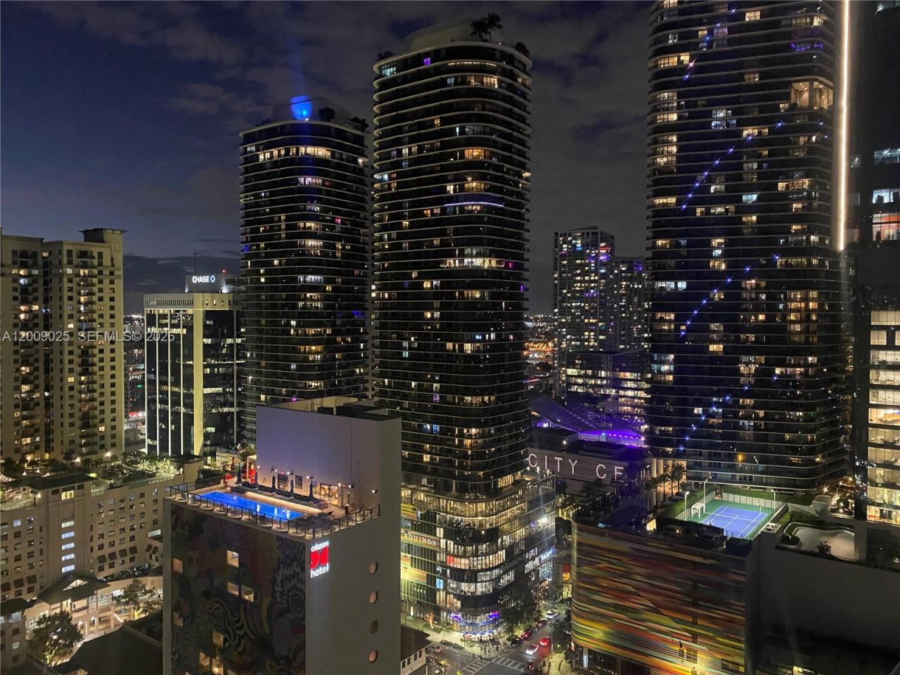 1010 Brickell Ave, Unit 2910, Miami, FL 33131 Photo