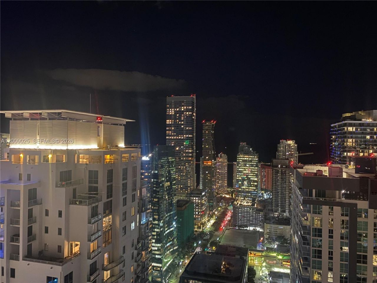 1010 Brickell Ave, Unit 2910, Miami, FL 33131 Photo