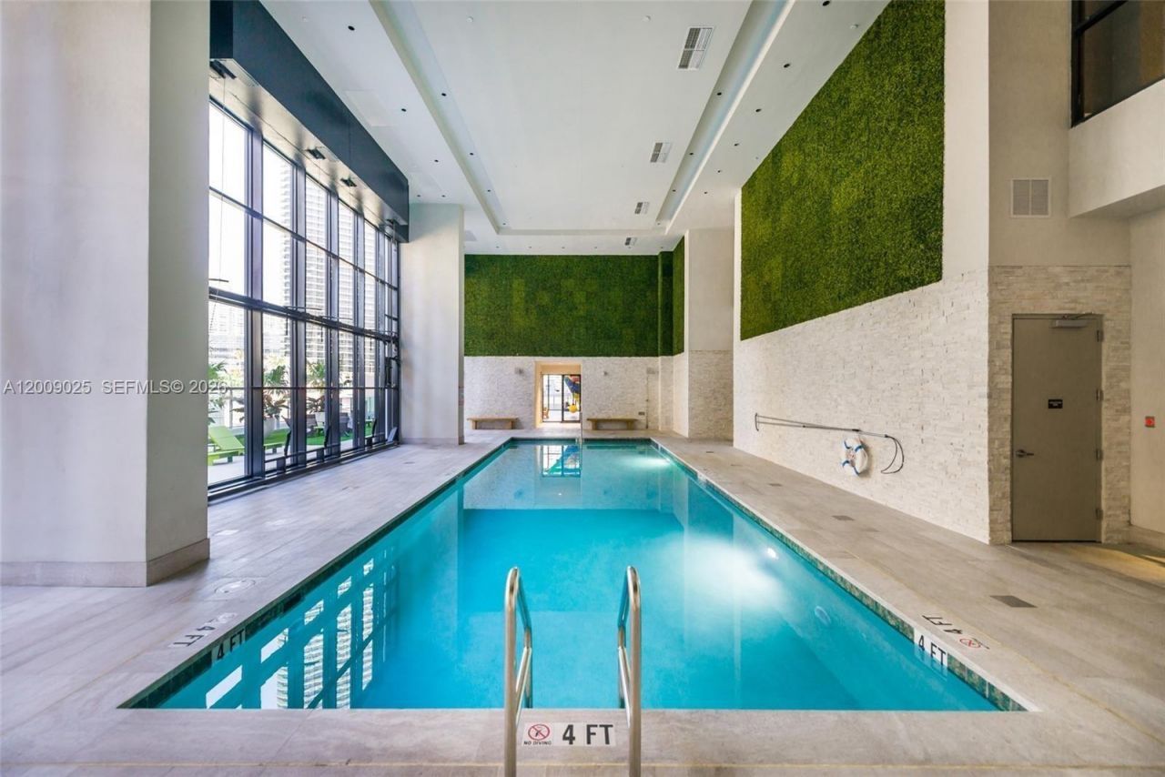 1010 Brickell Ave, Unit 2910, Miami, FL 33131 Photo