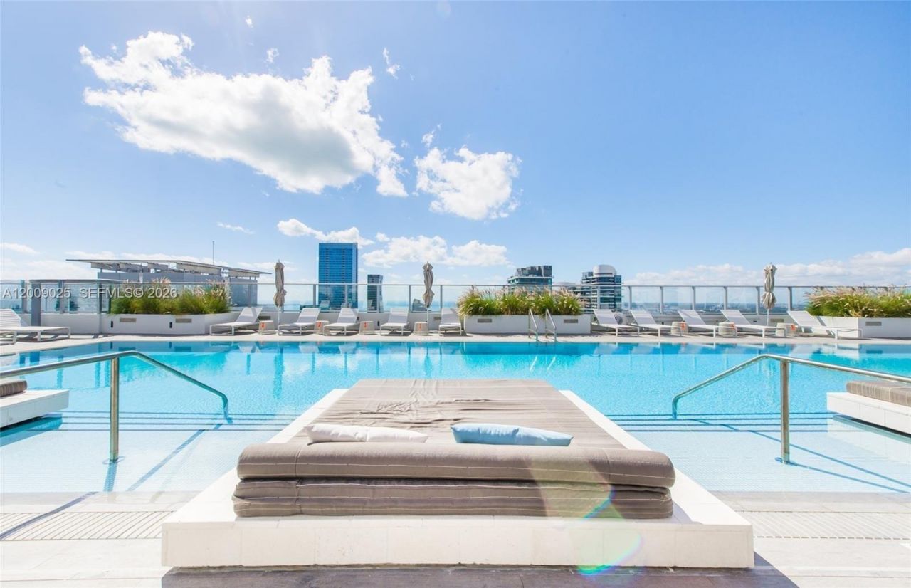1010 Brickell Ave, Unit 2910, Miami, FL 33131 Photo
