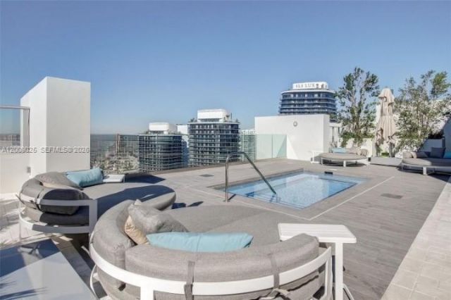 1010 Brickell Ave, Unit 2910, Miami, FL 33131 Photo