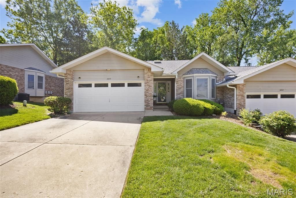 3055 Oakmont Court, Saint Charles, MO 63301 Main Photo