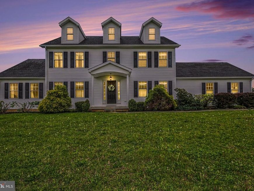 1227 W Trindle Road, Mechanicsburg, PA 17055 Main Photo