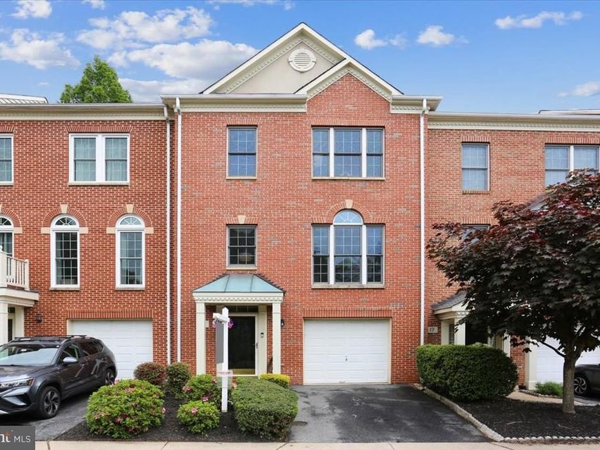 19 Blue Hosta Way , Rockville, MD 20850 Main Photo