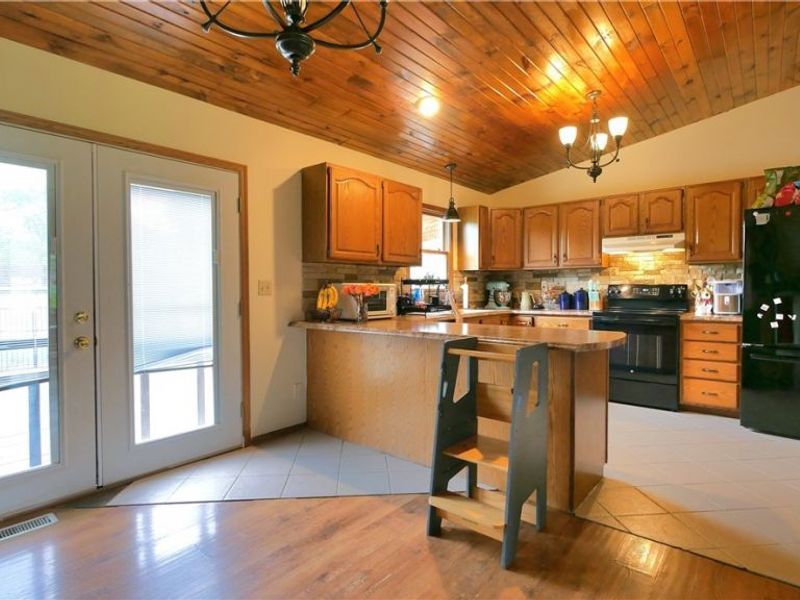4741 Ceramic, Crooksville, OH 43731 Photo 2