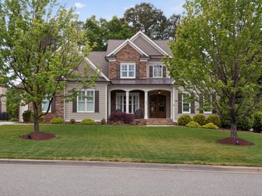 5001 Greyhawk Place, Apex, NC 27539