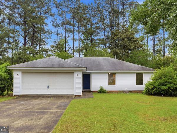 26 Douglas Court, Bloomingdale, GA 31302