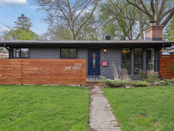 2016 Main Street , Evanston, IL 60202