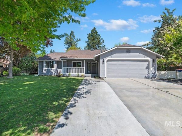 7202 W Mojave Dr, Boise, ID 83709