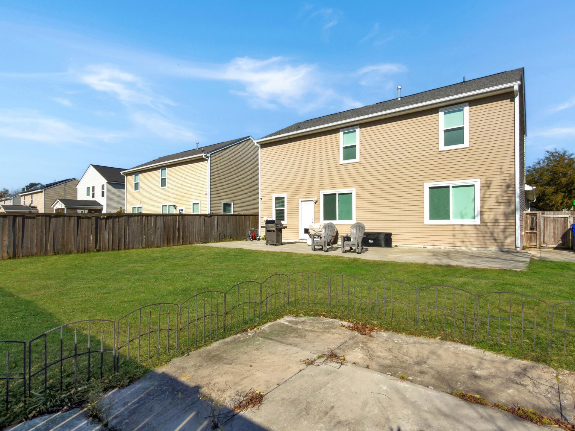 3141 Gallberry Street Photo 6