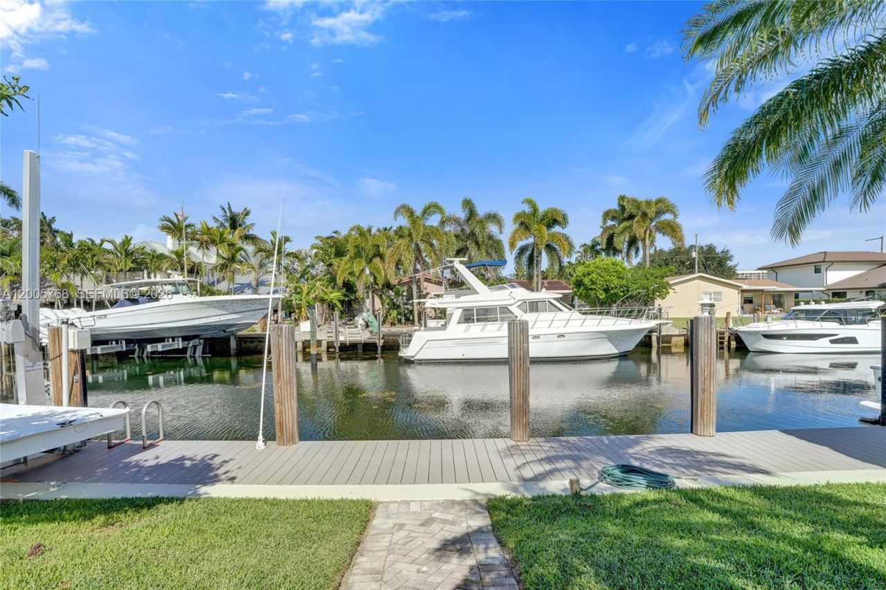 1020 NE 27th Ave, Pompano Beach, FL 33062 Photo