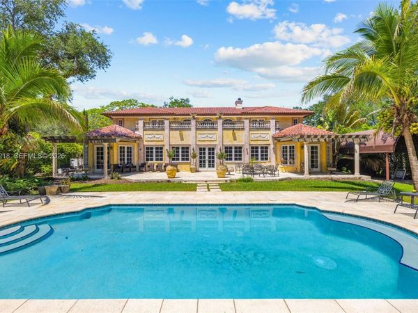 6905 SW 75th Ave , Miami, FL 33143