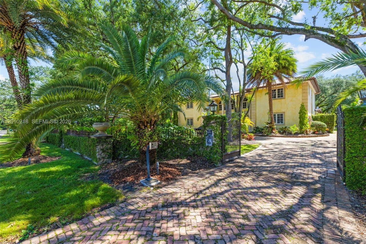 6905 SW 75th Ave , Miami, FL 33143 Photo