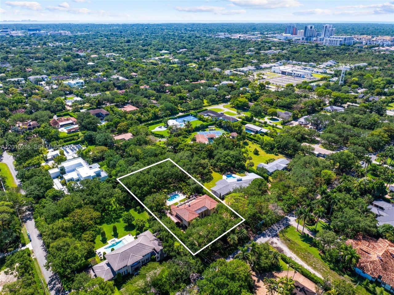 6905 SW 75th Ave , Miami, FL 33143 Photo