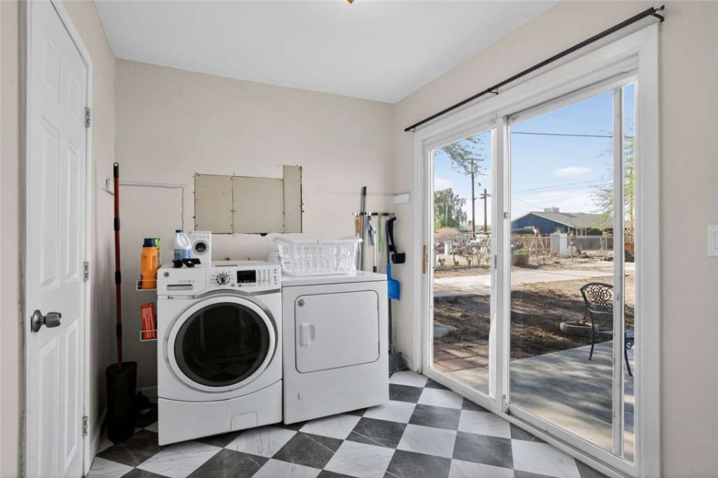 186 E Bonita Street, Calipatria, CA 92233 Main Photo