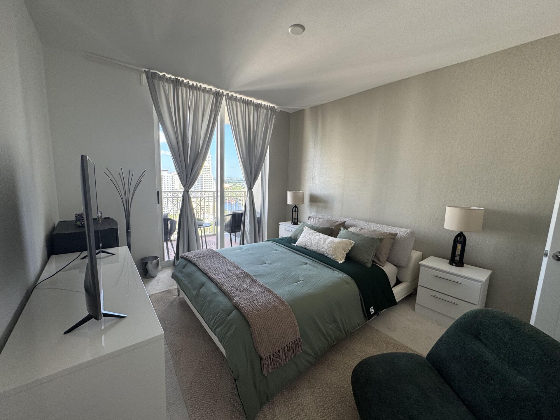 511 SE 5th Avenue, Unit 2215, Fort Lauderdale, FL 33301 Photo