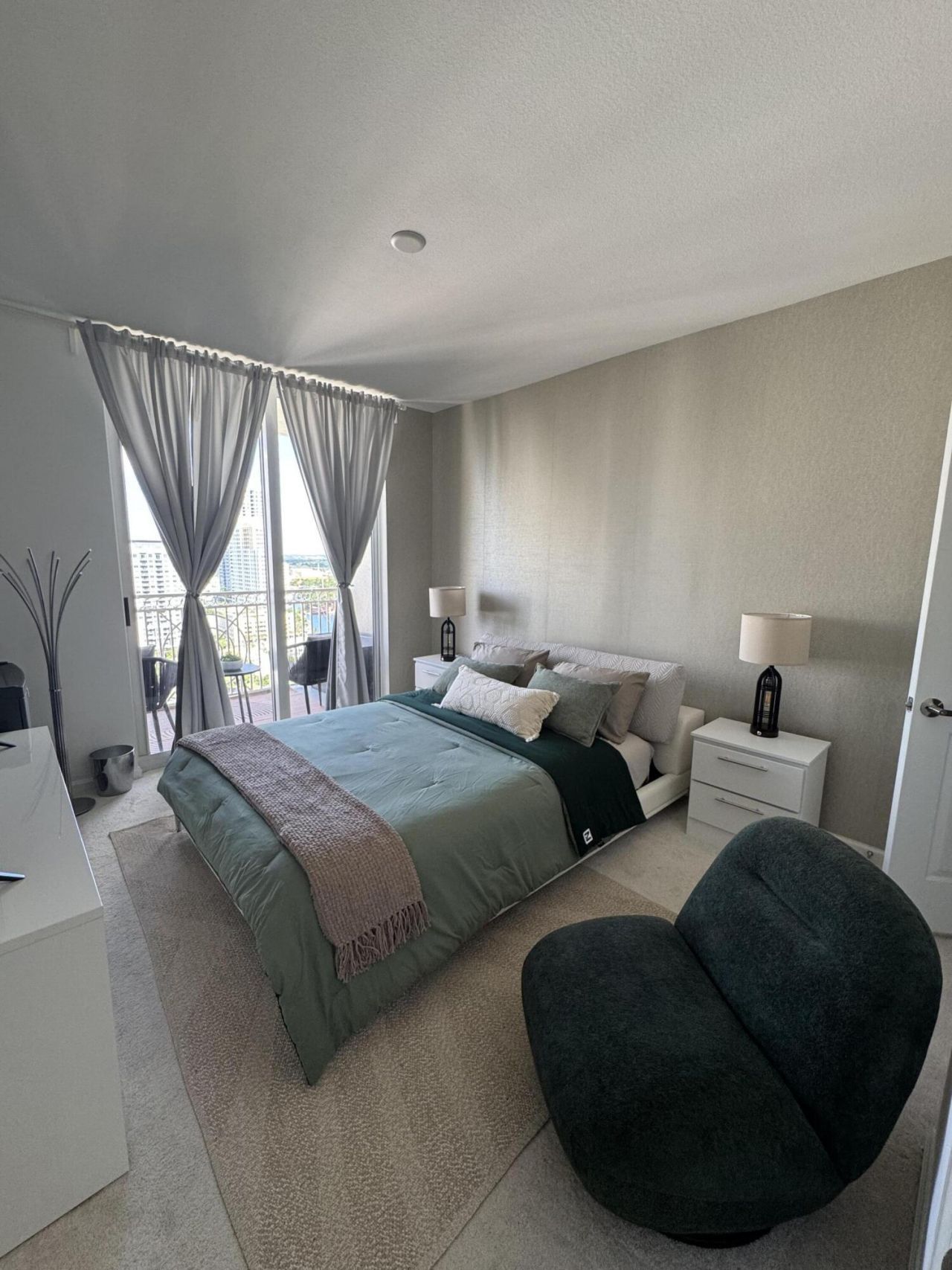 511 SE 5th Avenue, Unit 2215, Fort Lauderdale, FL 33301 Photo