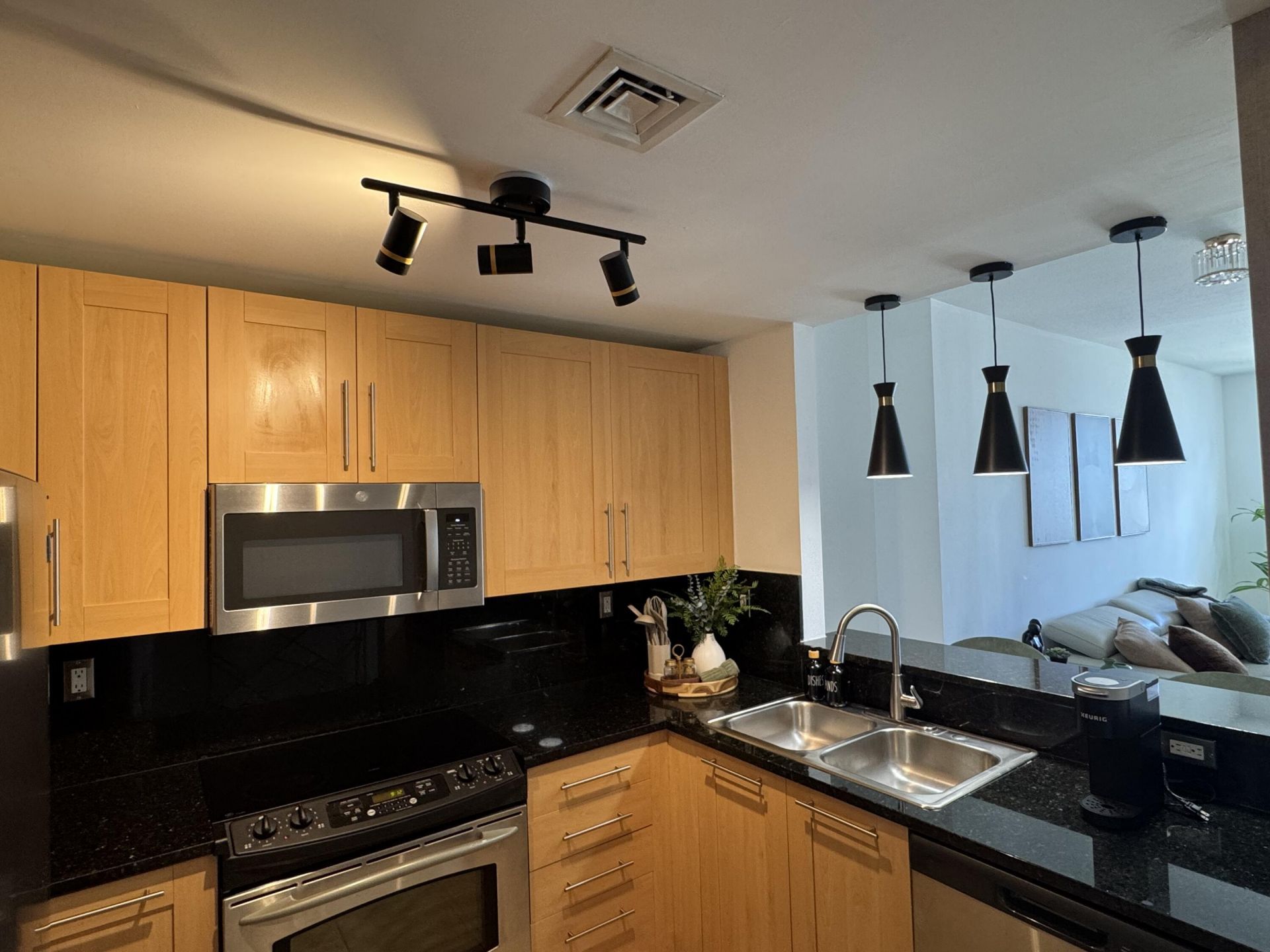 511 SE 5th Avenue, Unit 2215, Fort Lauderdale, FL 33301 Photo