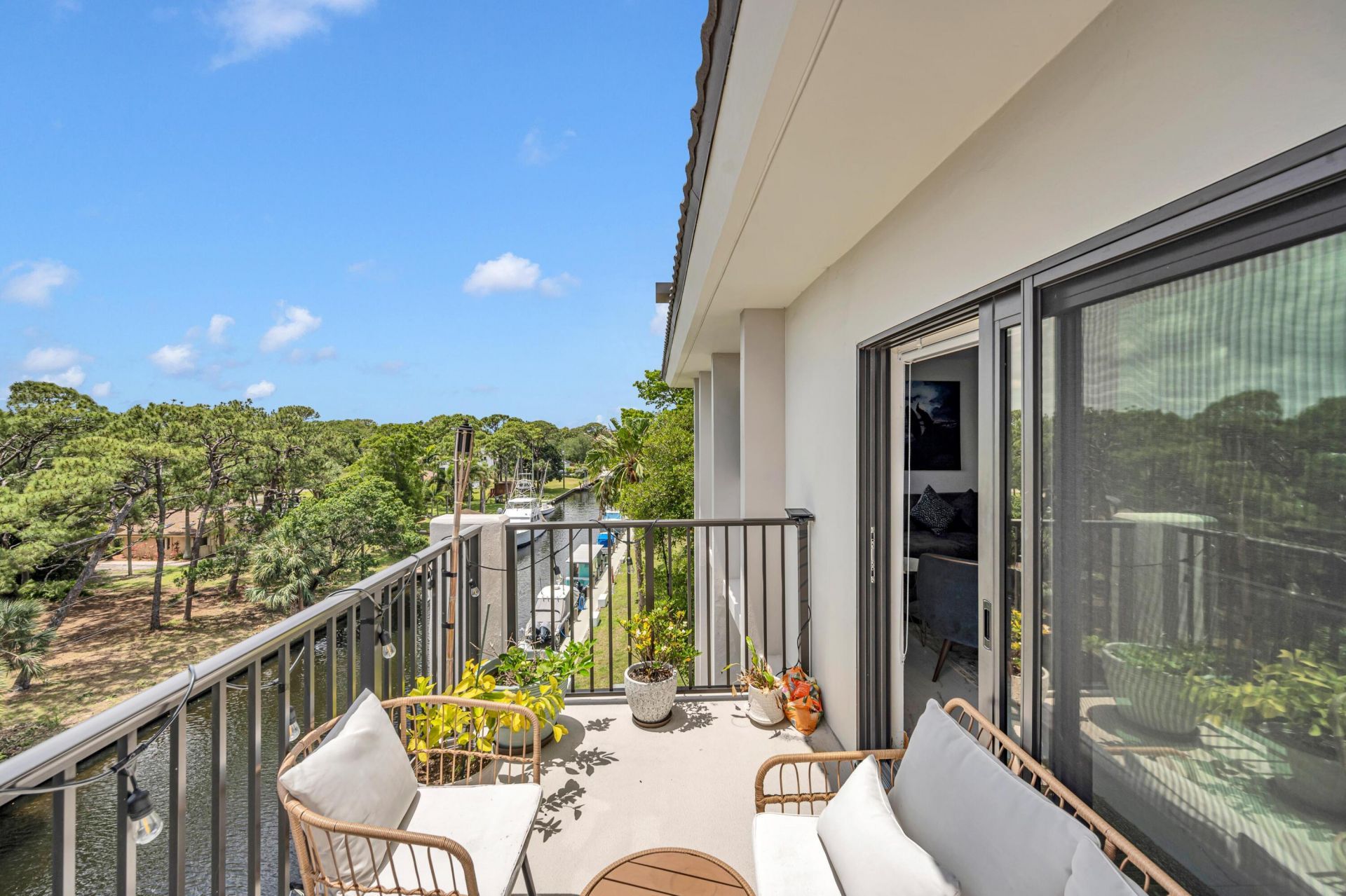 1000 River Reach Drive, Unit 505, Fort Lauderdale, FL 33315 Photo