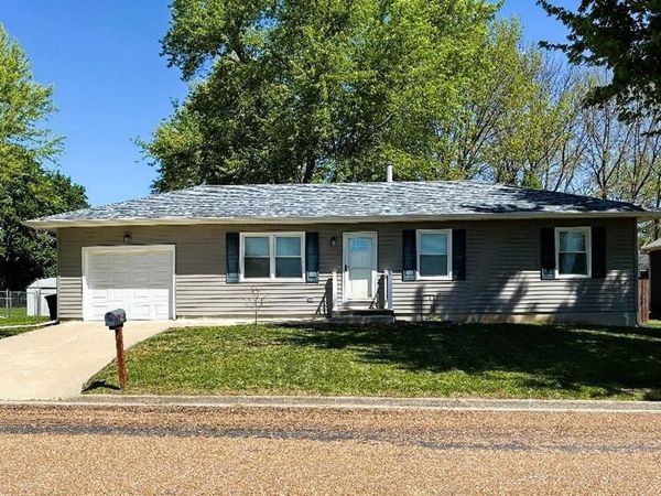 304 SE 10th Street Terrace, Concordia, MO 64020