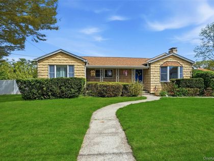 27 Halsey Street Islandia, NY 11749