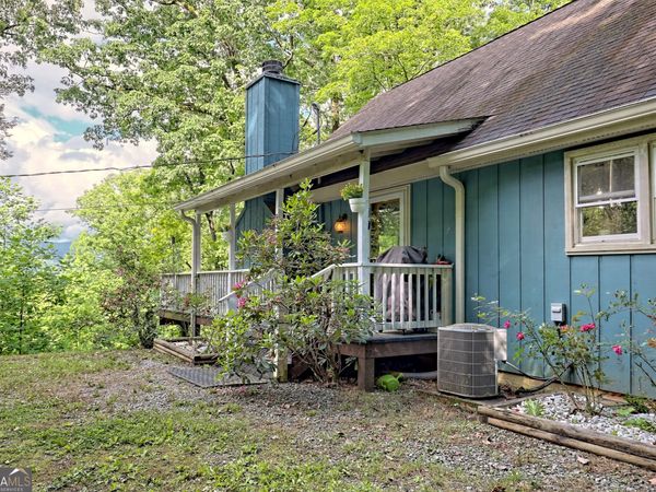 931 Timber Bluff Drive, Clayton, GA 30525