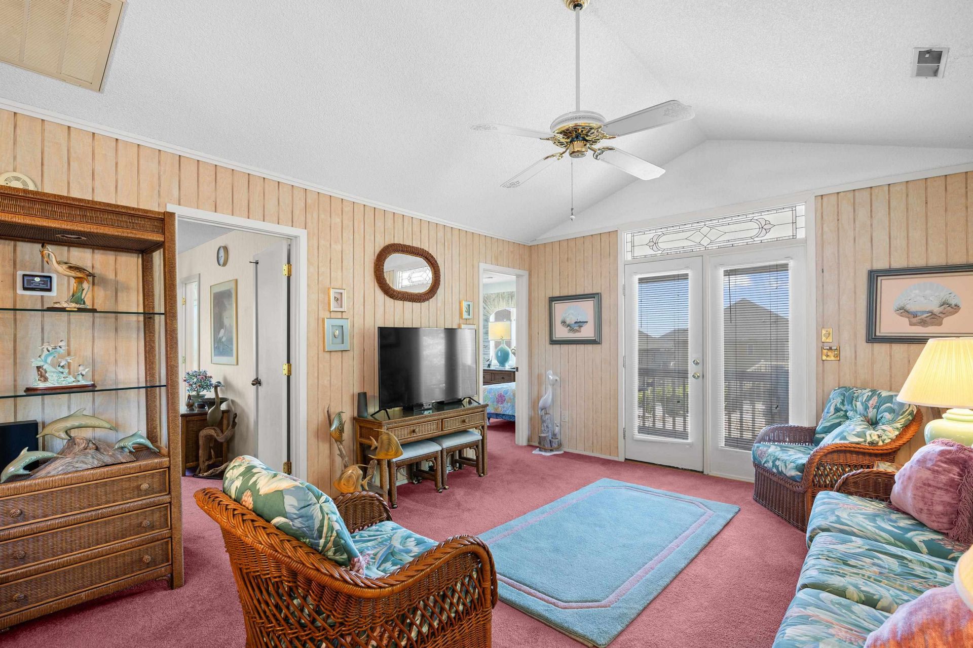 35 Kings Ct. Photo 12