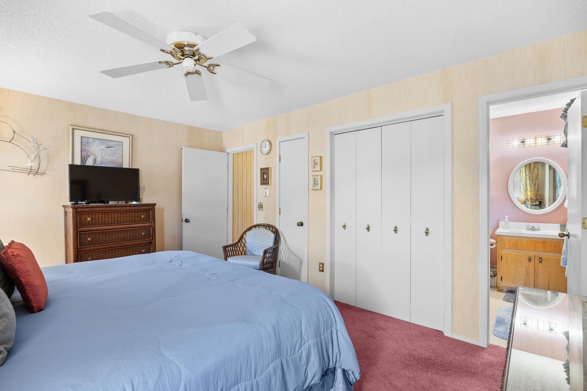 35 Kings Ct. Photo 16