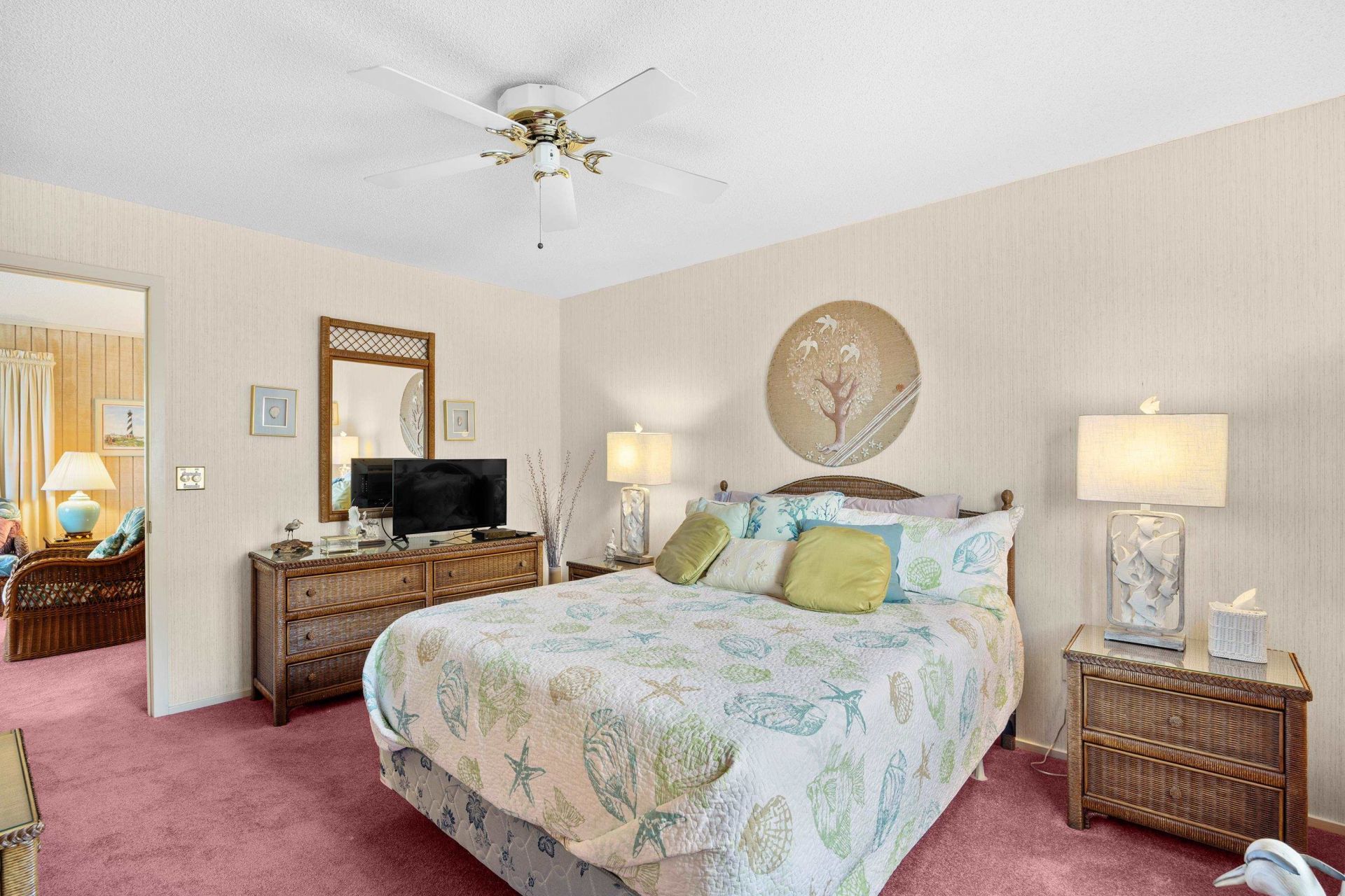 35 Kings Ct. Photo 21