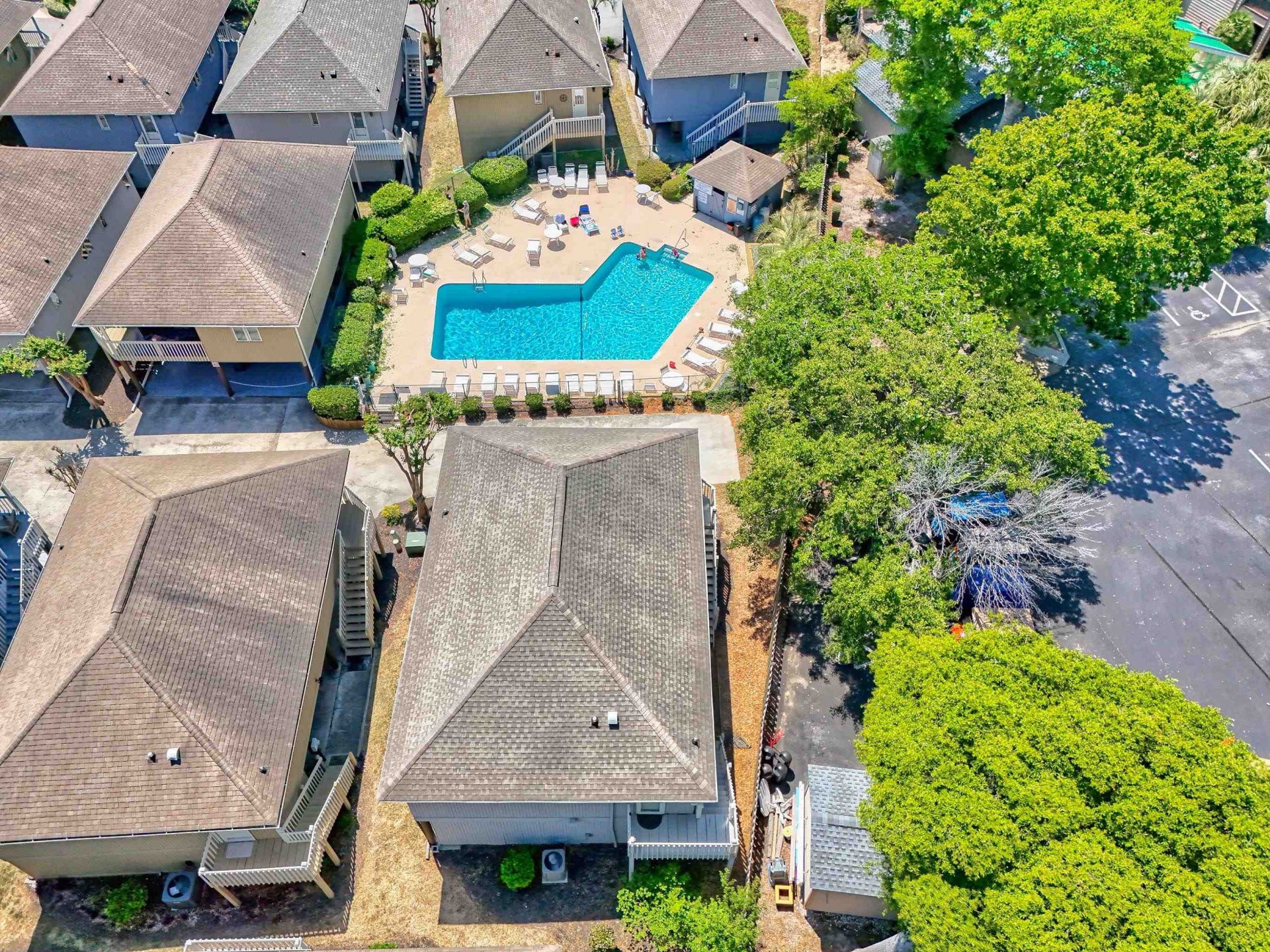 35 Kings Ct. Photo 44