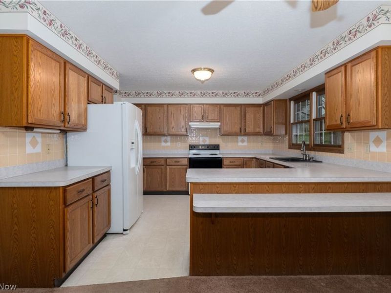 735 Beverly Avenue, Canal Fulton, OH 44614 Photo 7