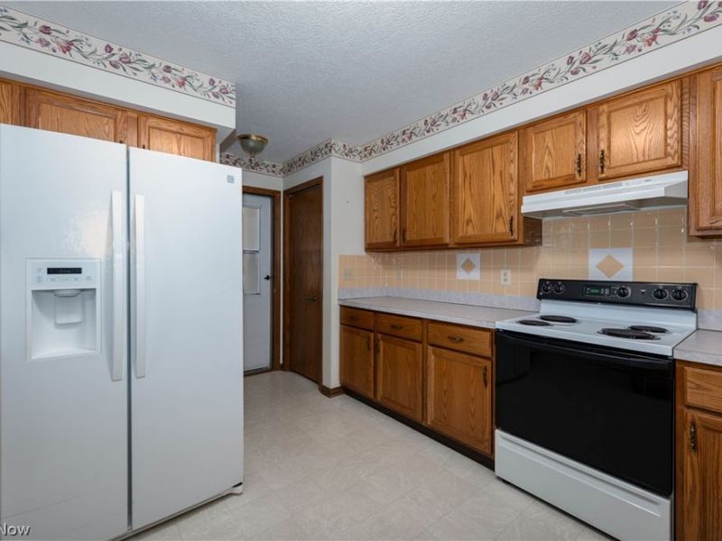 735 Beverly Avenue, Canal Fulton, OH 44614 Photo 8