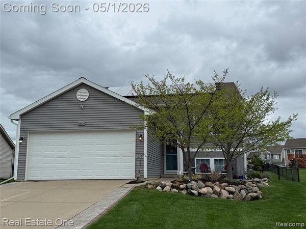 3513 Amber Oaks Drive, Howell Twp, MI 48855