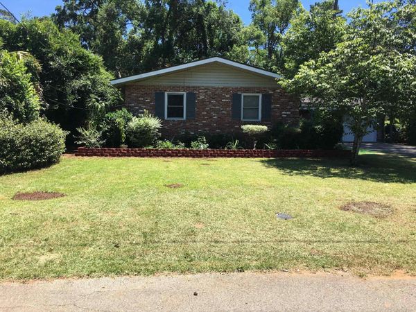 2121 Mahan Drive, Tallahassee, FL