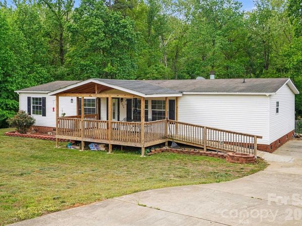 2009 Rocky Creek Lane, Dallas, NC 28034