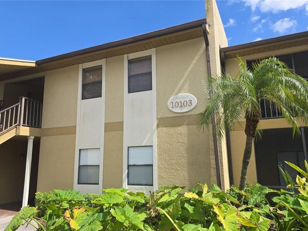10103 SAILWINDS BOULEVARD N, Unit 102, LARGO, FL 33773