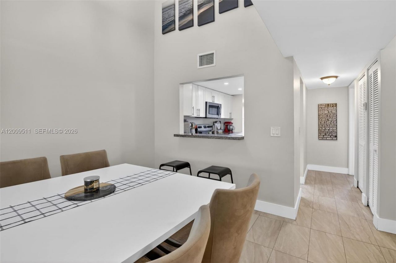 4283 S Pine Island Rd, Davie, FL 33328 Photo