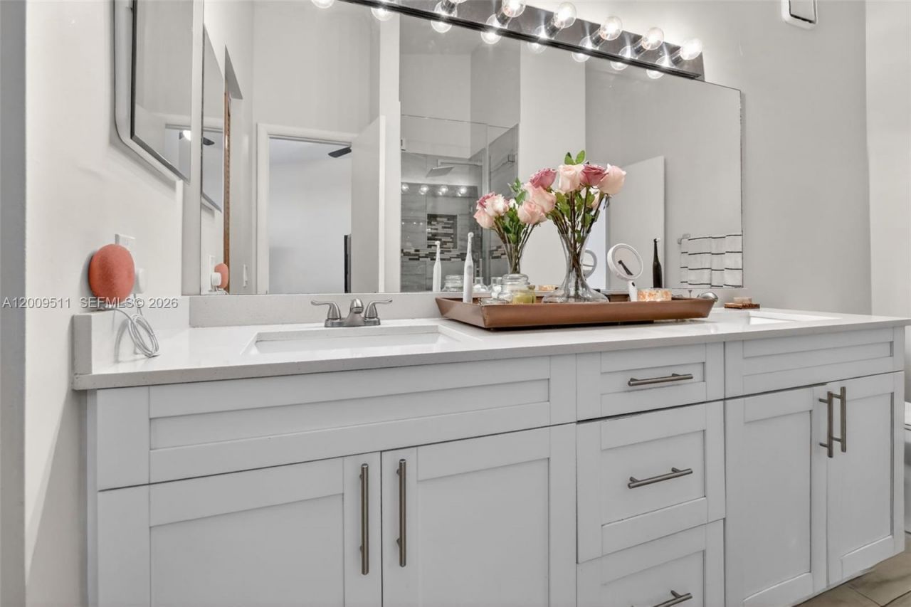 4283 S Pine Island Rd, Davie, FL 33328 Photo