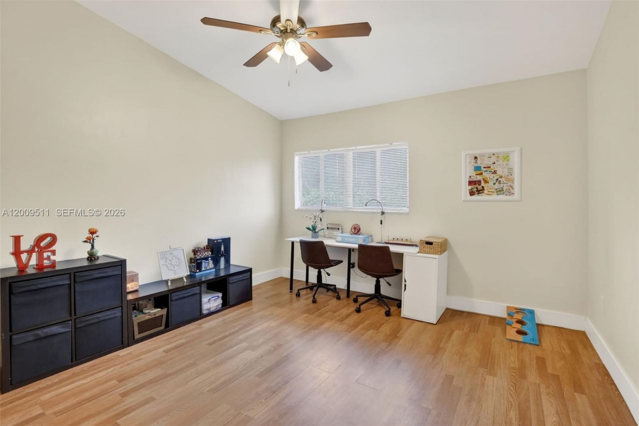 4283 S Pine Island Rd, Davie, FL 33328 Photo