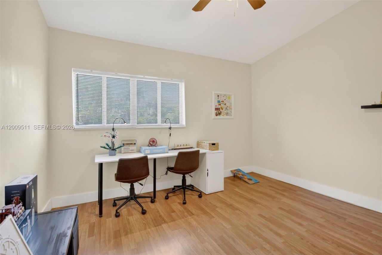 4283 S Pine Island Rd, Davie, FL 33328 Photo